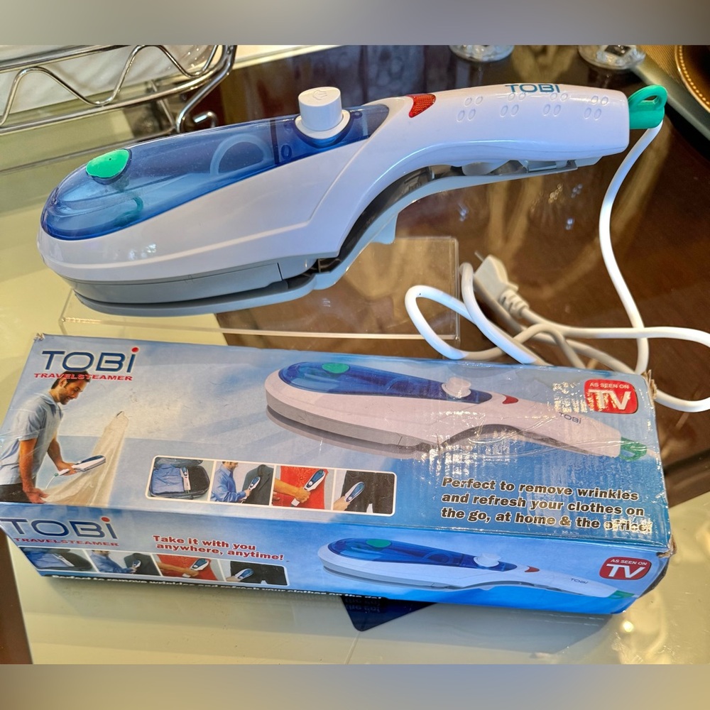 Tobi Travel Steamer